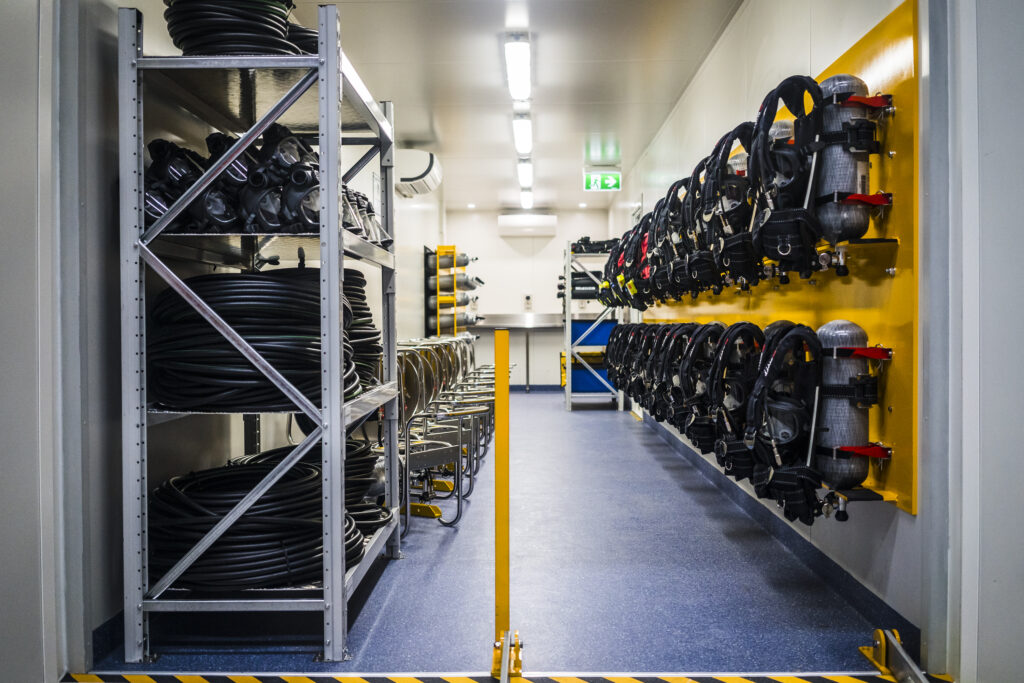 Parabellum BA container Breathing Apparatus (BA) Equipment Room - Example 1